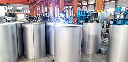 不銹鋼煙囪_不銹鋼風管_鍍鋅風管 - 德州立業(yè)空調設備有限公司